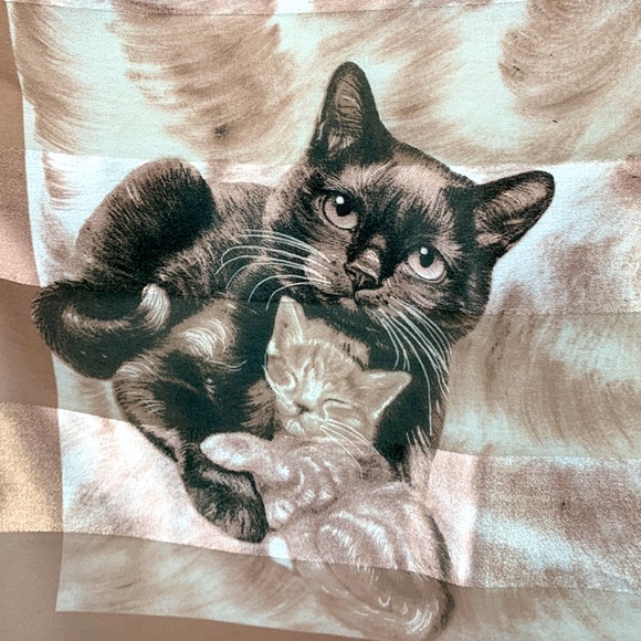 Symphony Scarfs Striped Cats Scarf NEW! - Picture 3 of 11